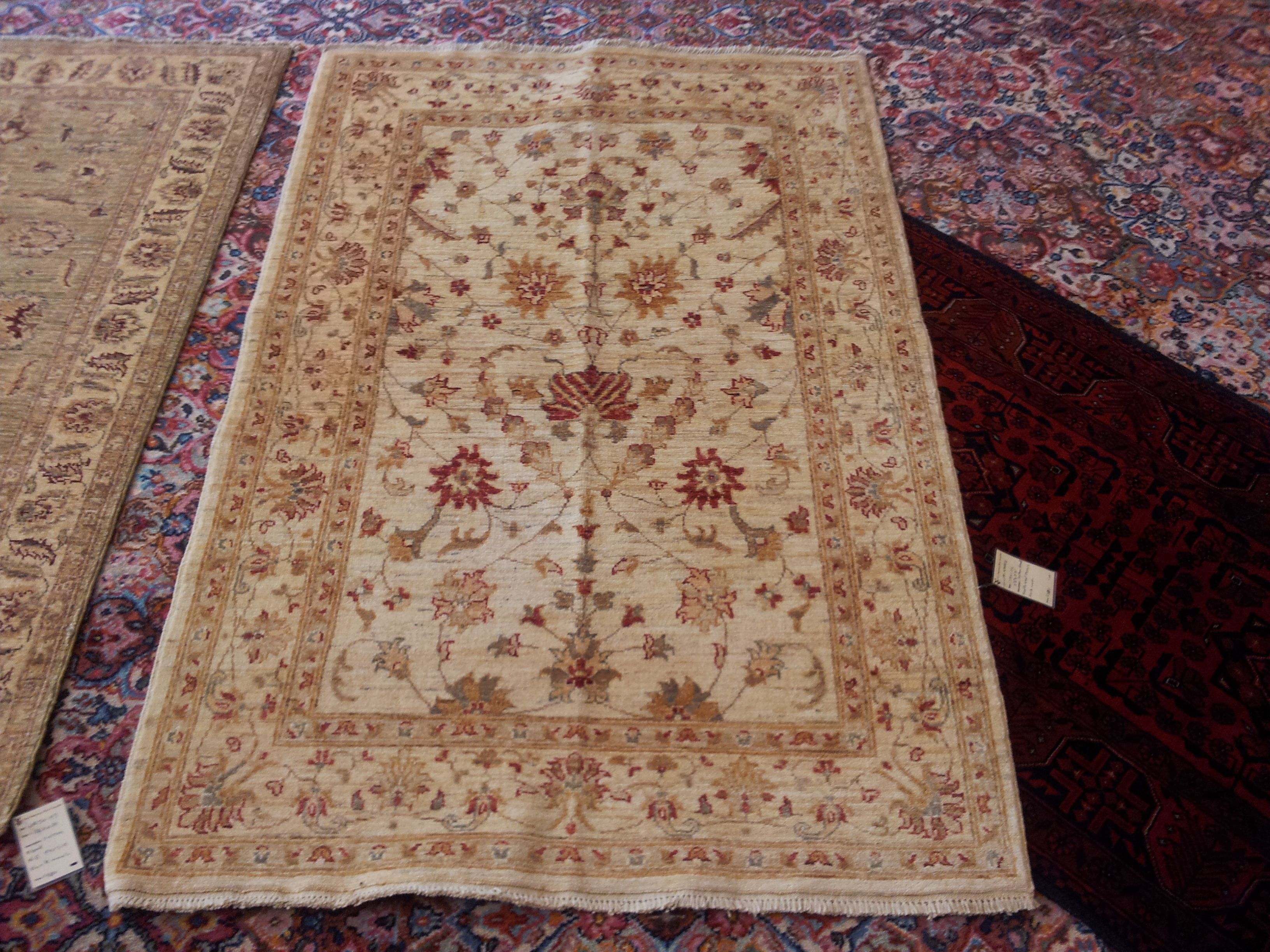Sultan Abad rug