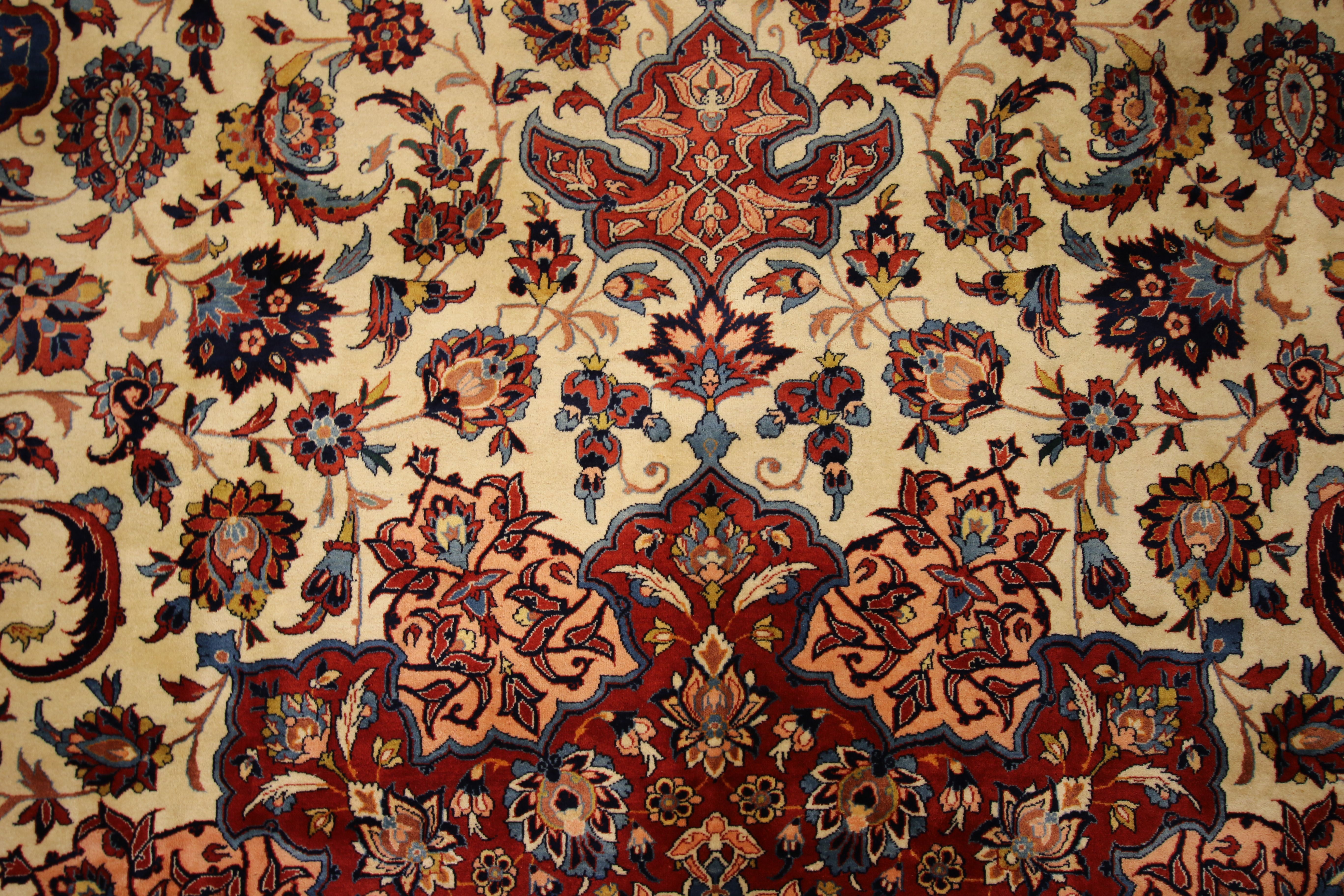 Isfahan carpet