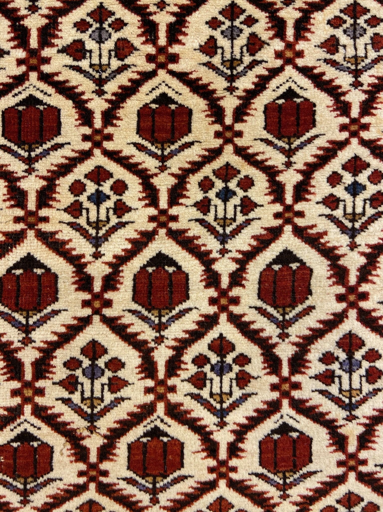 Antique Daghestan rug