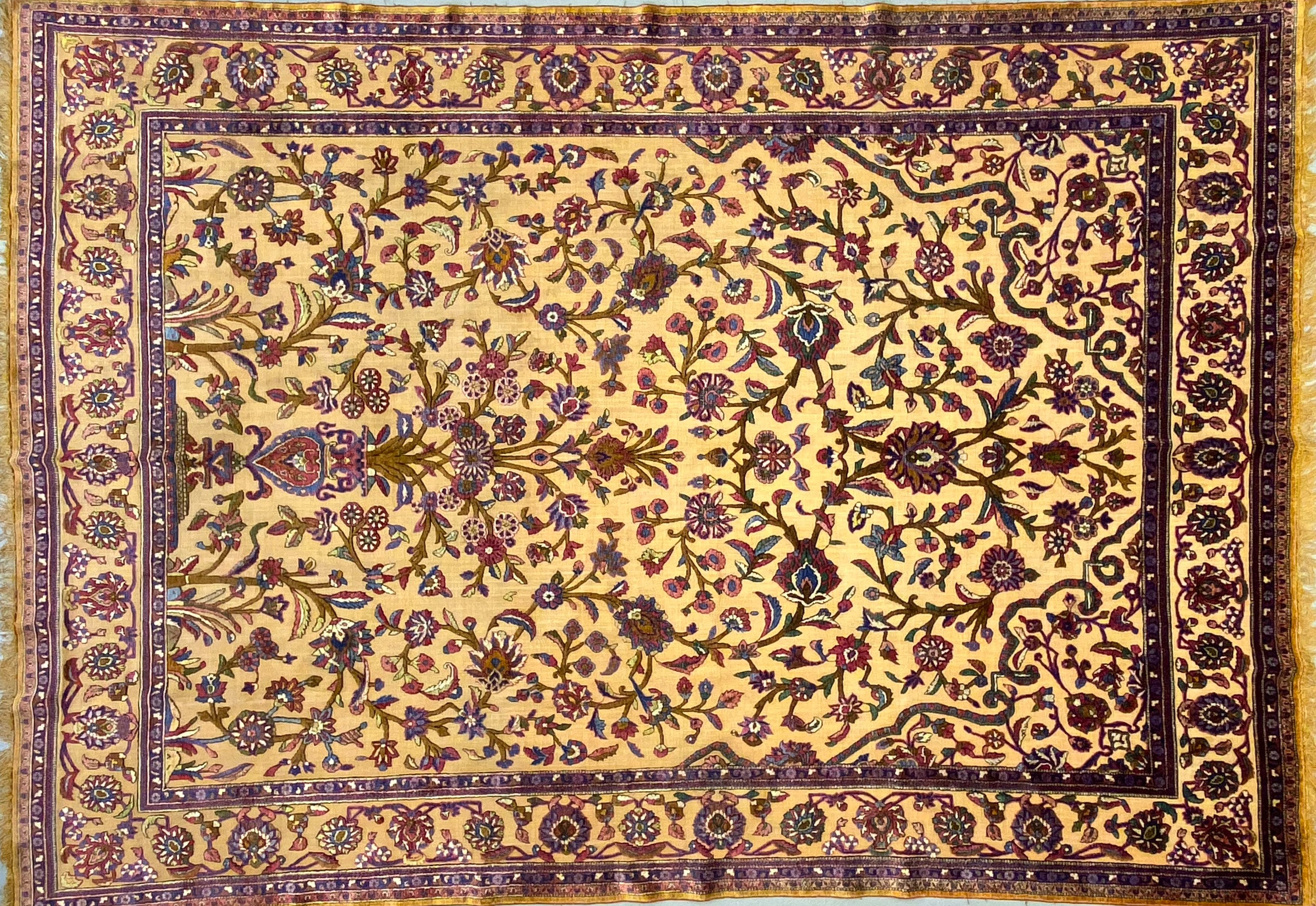 Antique Souf Kashan rug