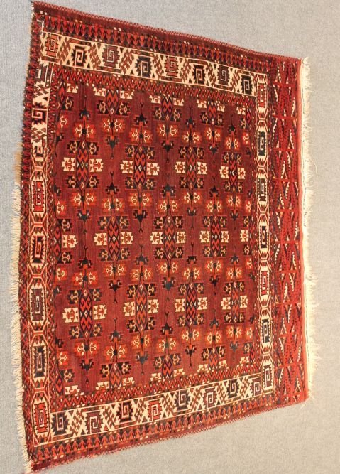 Antique Yamut rug