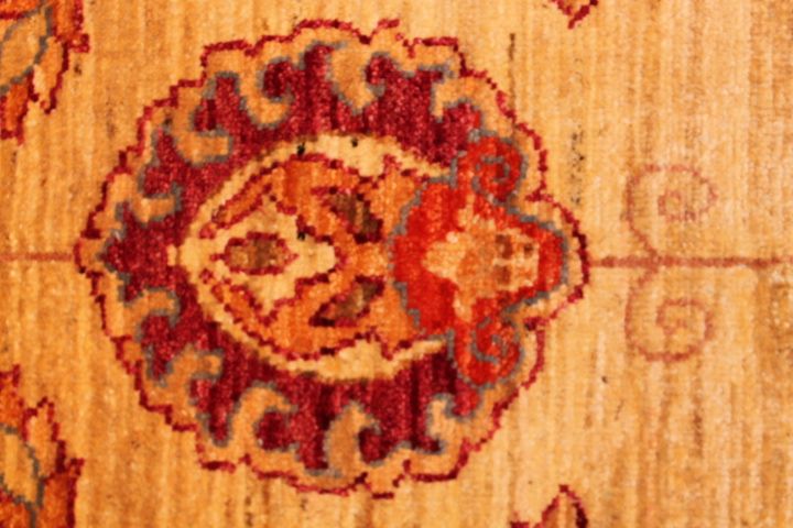 Arrd  rug