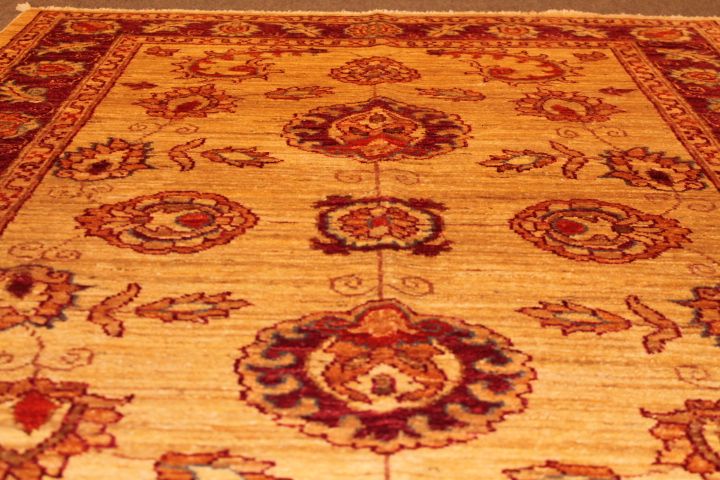 Arrd  rug