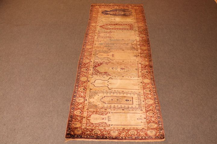 Antique silk Kaisari