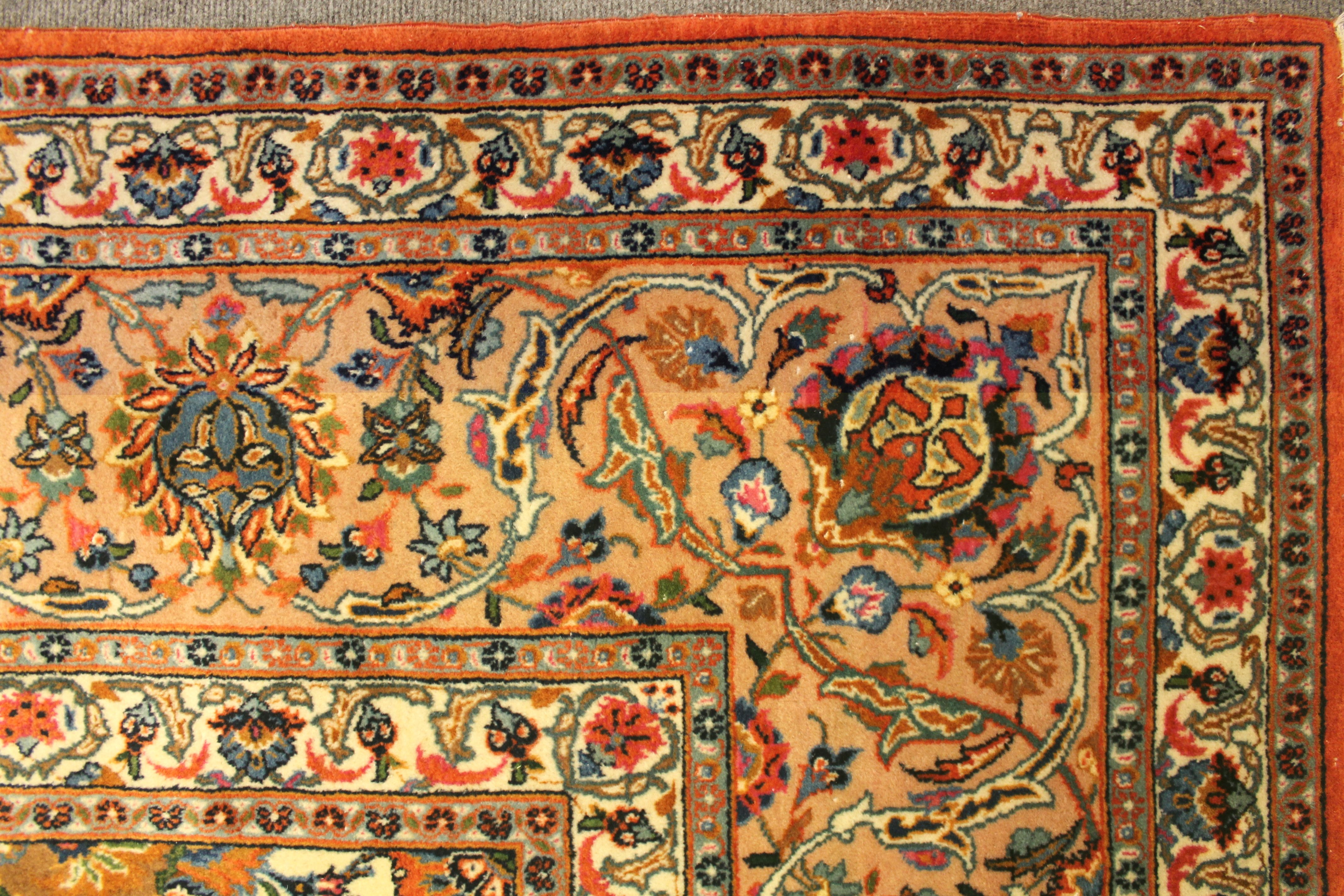 Fine antique Kashan Carpet