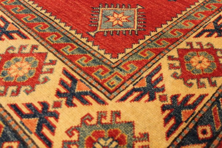 Handasi rug
