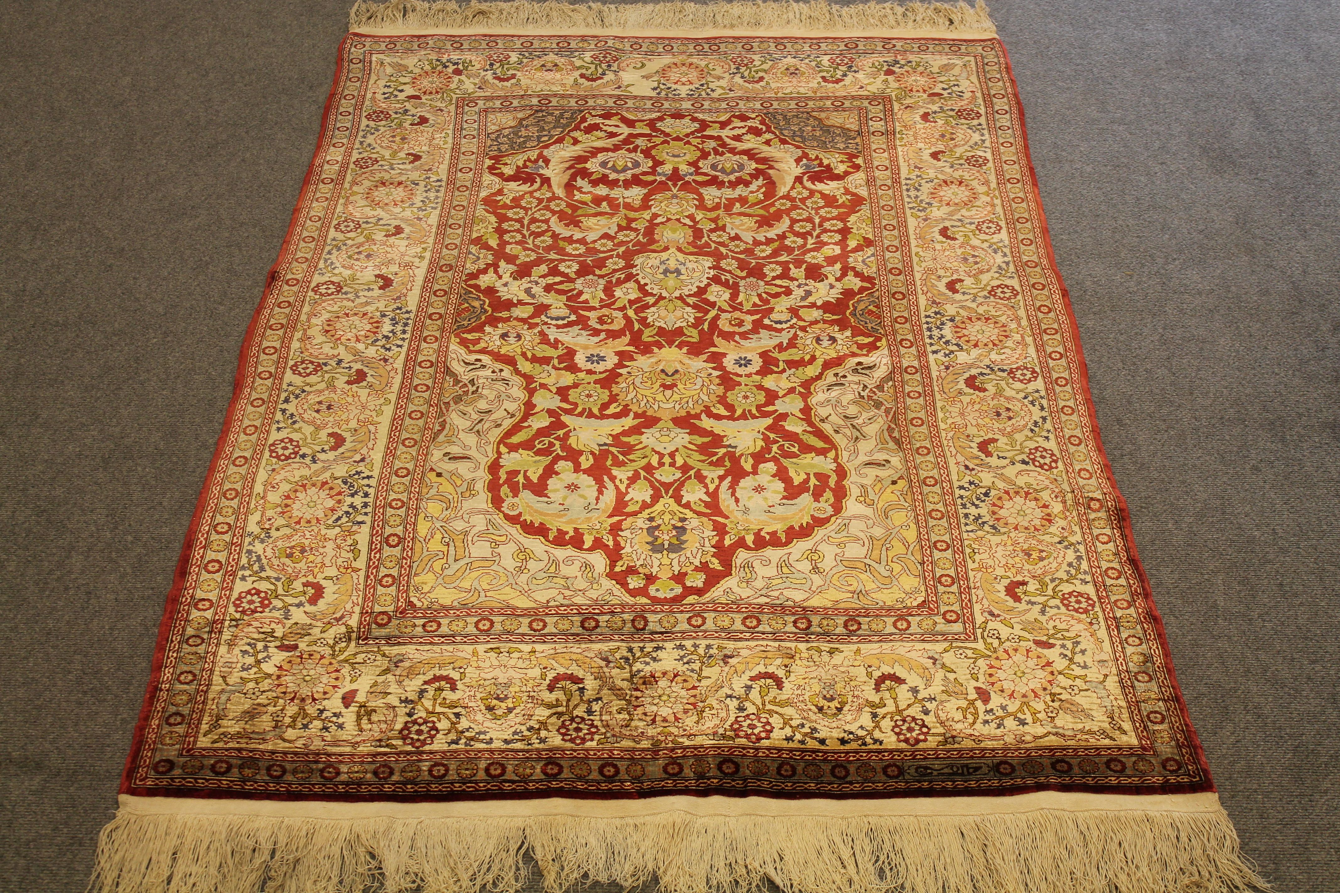 Hereke rug