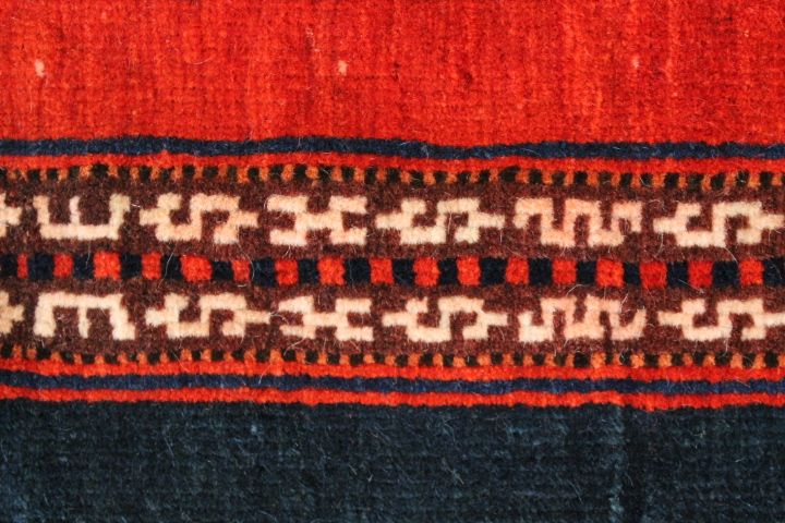 Antique Yamut Hours Back