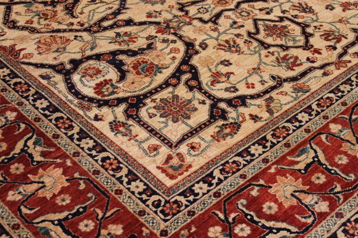New Kashan carpet