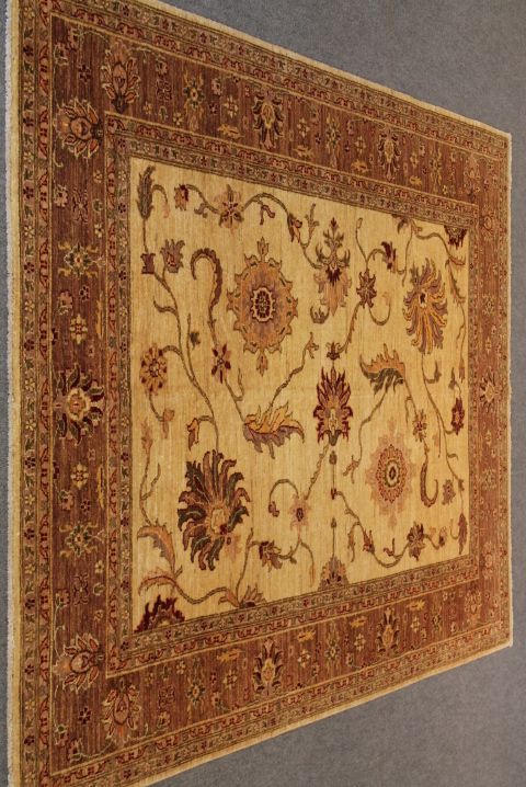 Sultan Abad rug