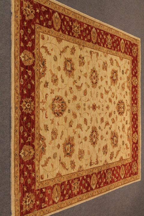 Sultan Abad rug