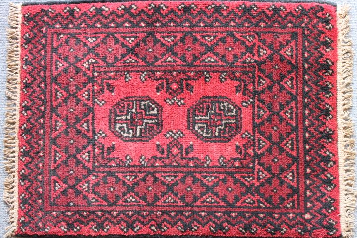 Small Auktchi rug