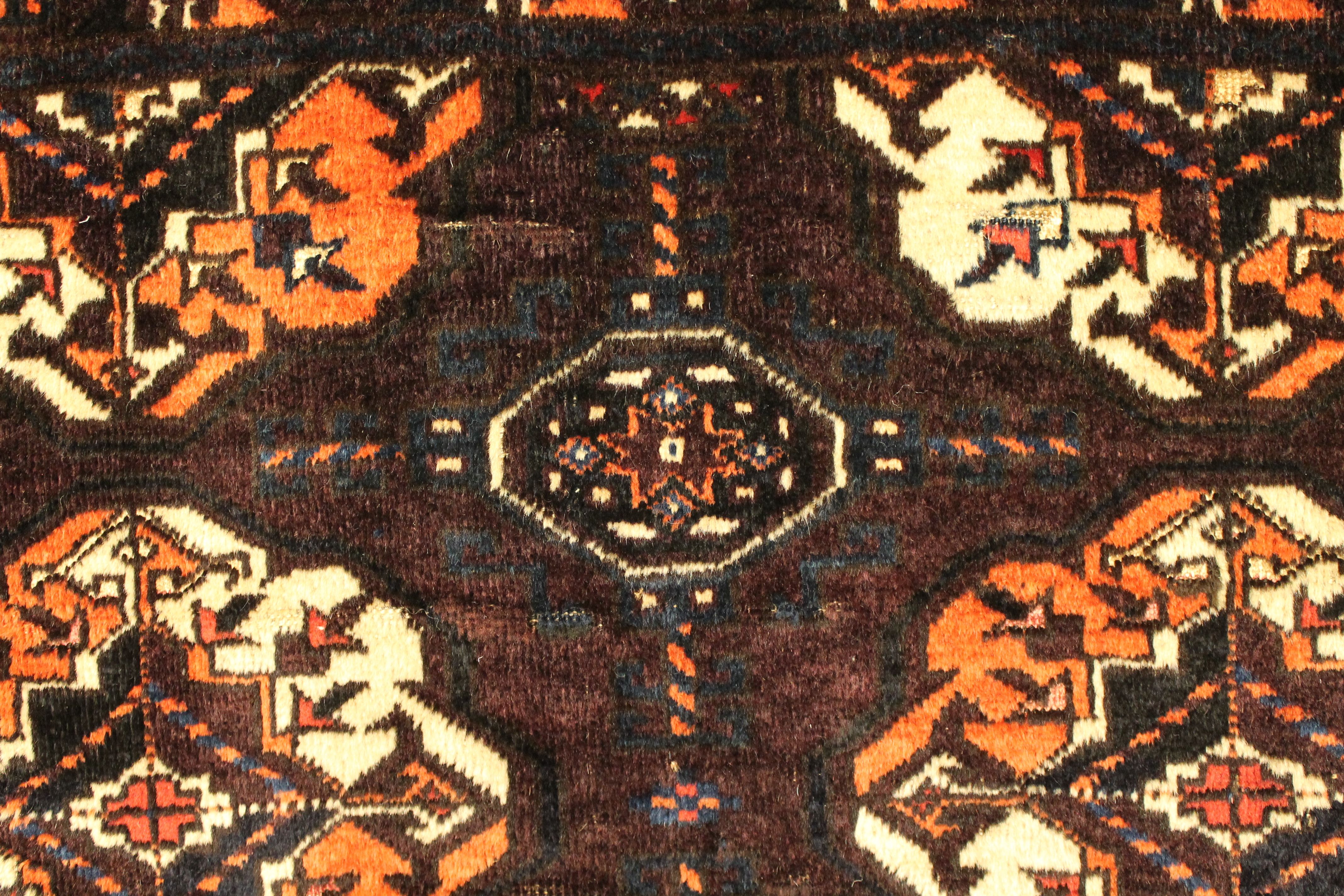 Antique Arabatchi Juval