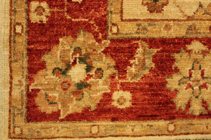 New Kashan desing rug