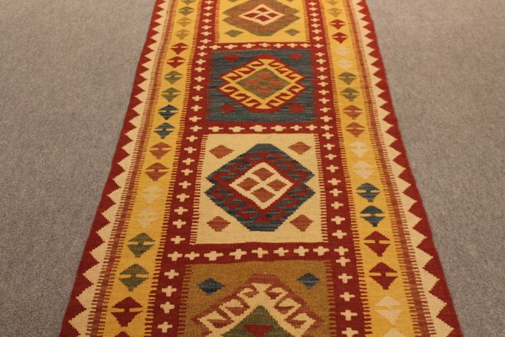 Qashqai Kilim runner
