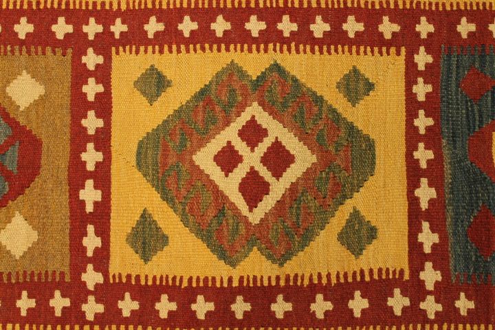 Qashqai Kilim runner