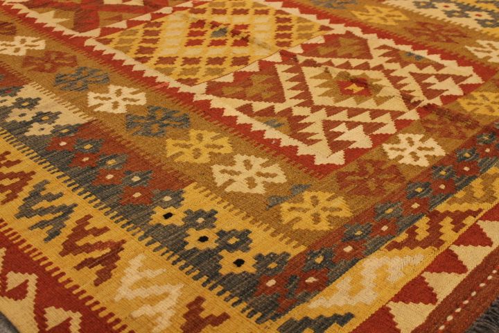 Qashqai Kilim