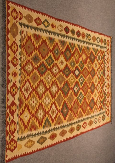 Ushak Turkish kilim