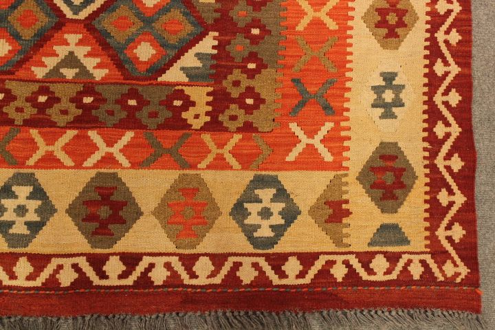 Ushak Turkish Kilim