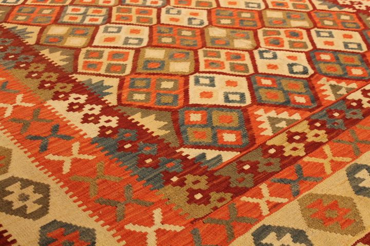 Ushak Turkish Kilim