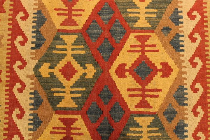 Qashqai Kilim