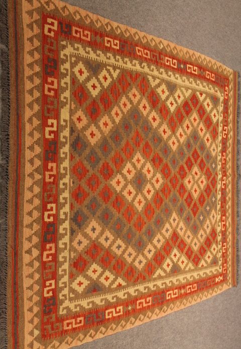 Qashqai Kilim