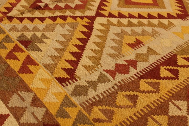 Qashqai Kilim