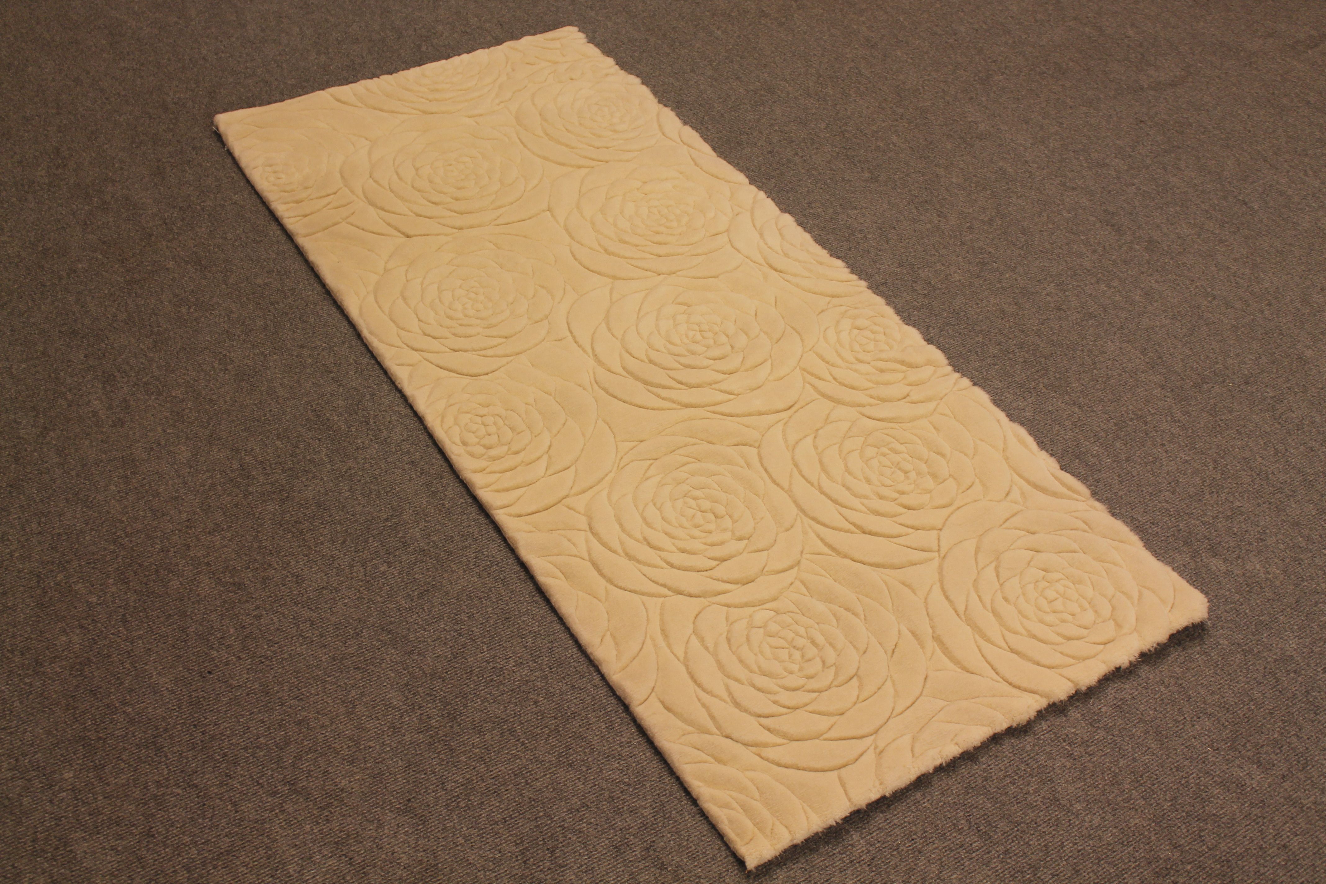 Ivory Rose rug