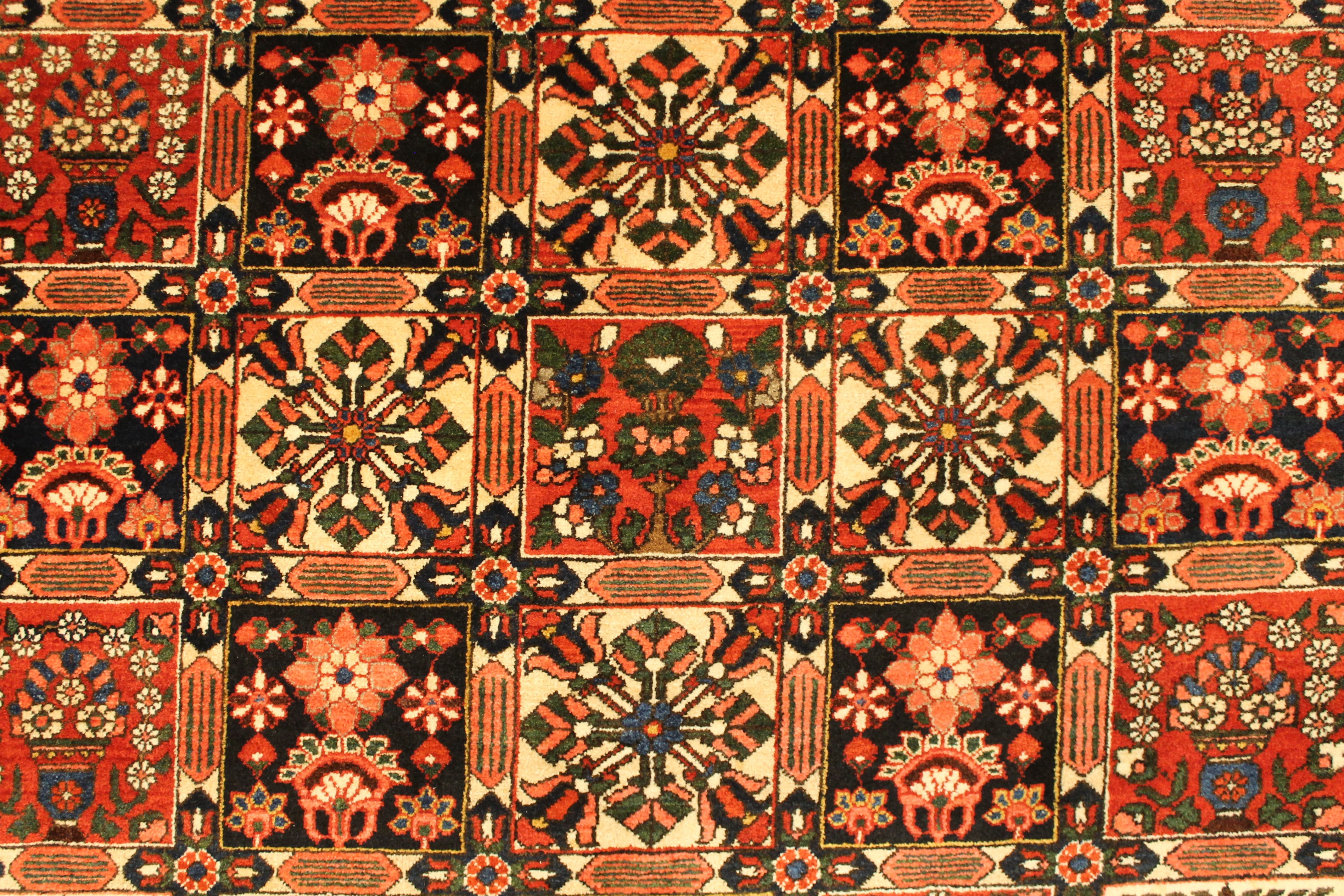 Bakhtiar carpet