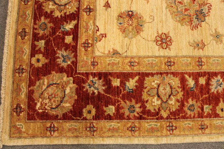 New Tabriz rug