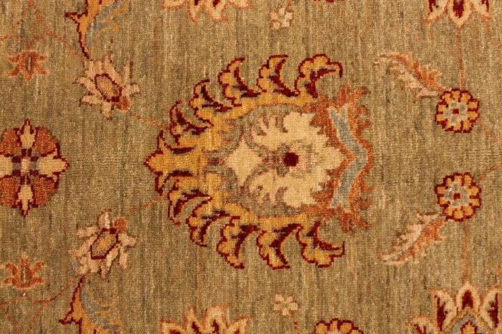 New Kashan design rug