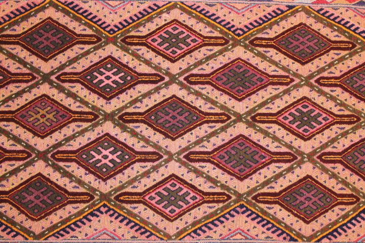 Very fine Hierati runner