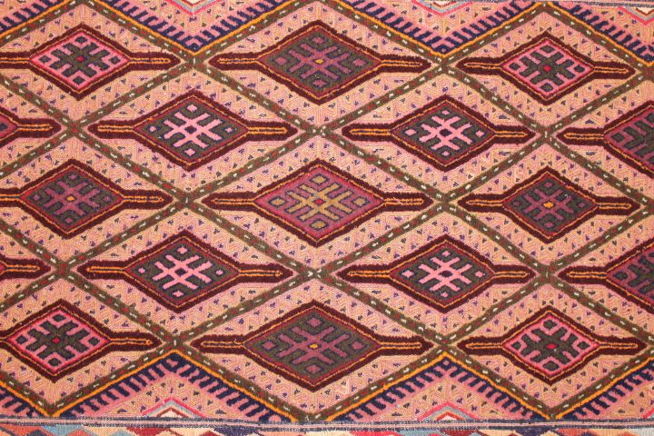 Very fine Hierati runner