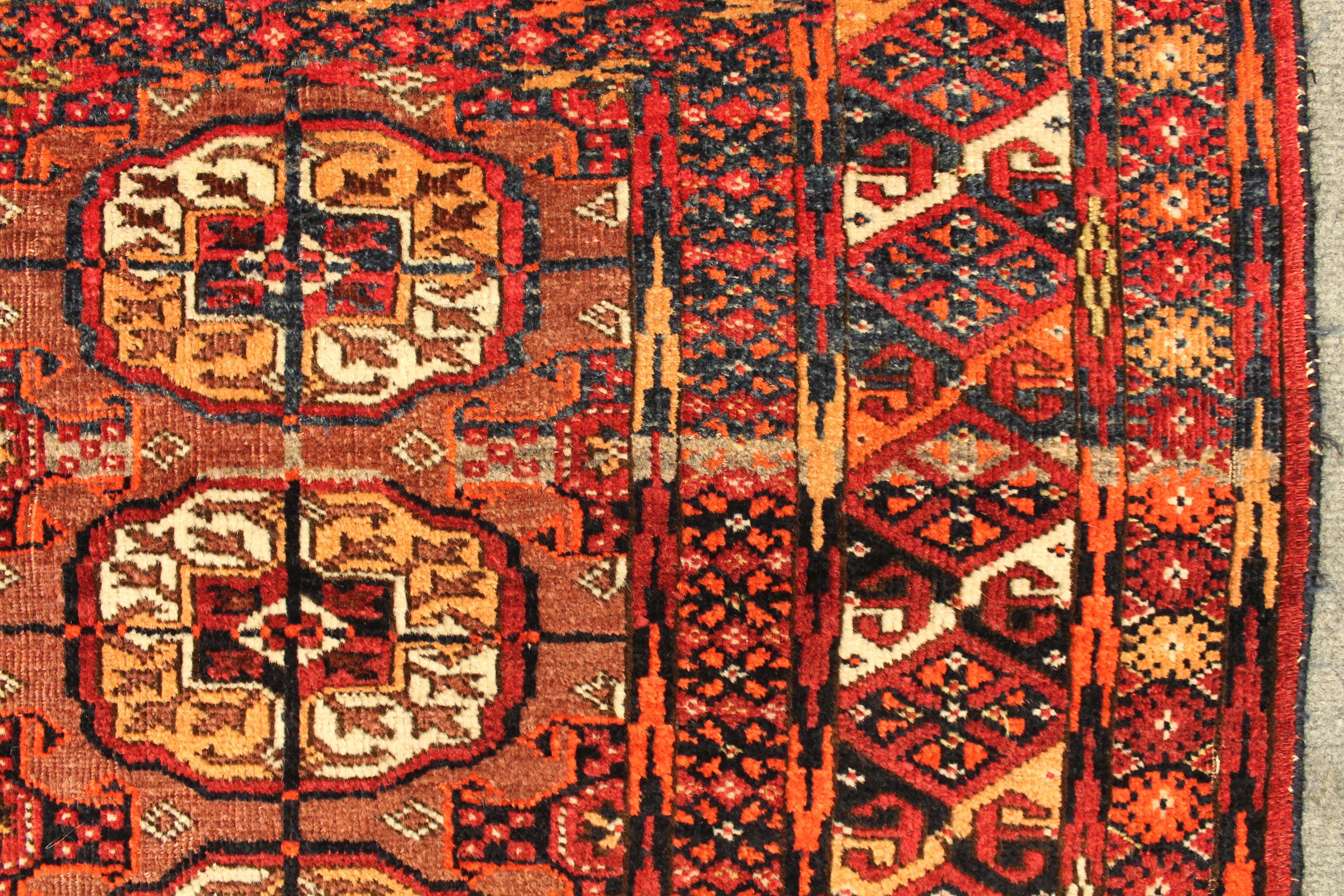 Antique Tekke rug