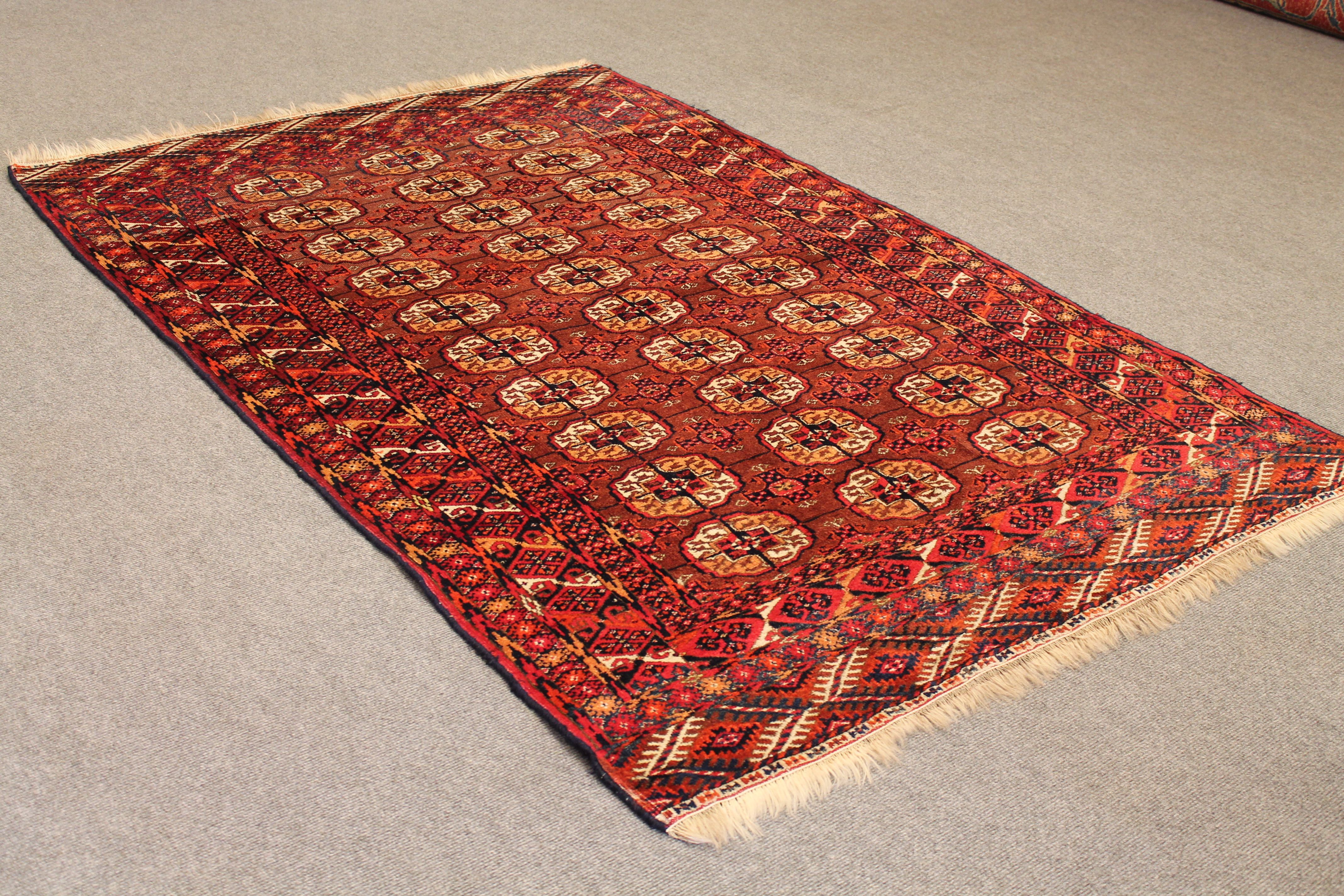 Antique Tekke rug