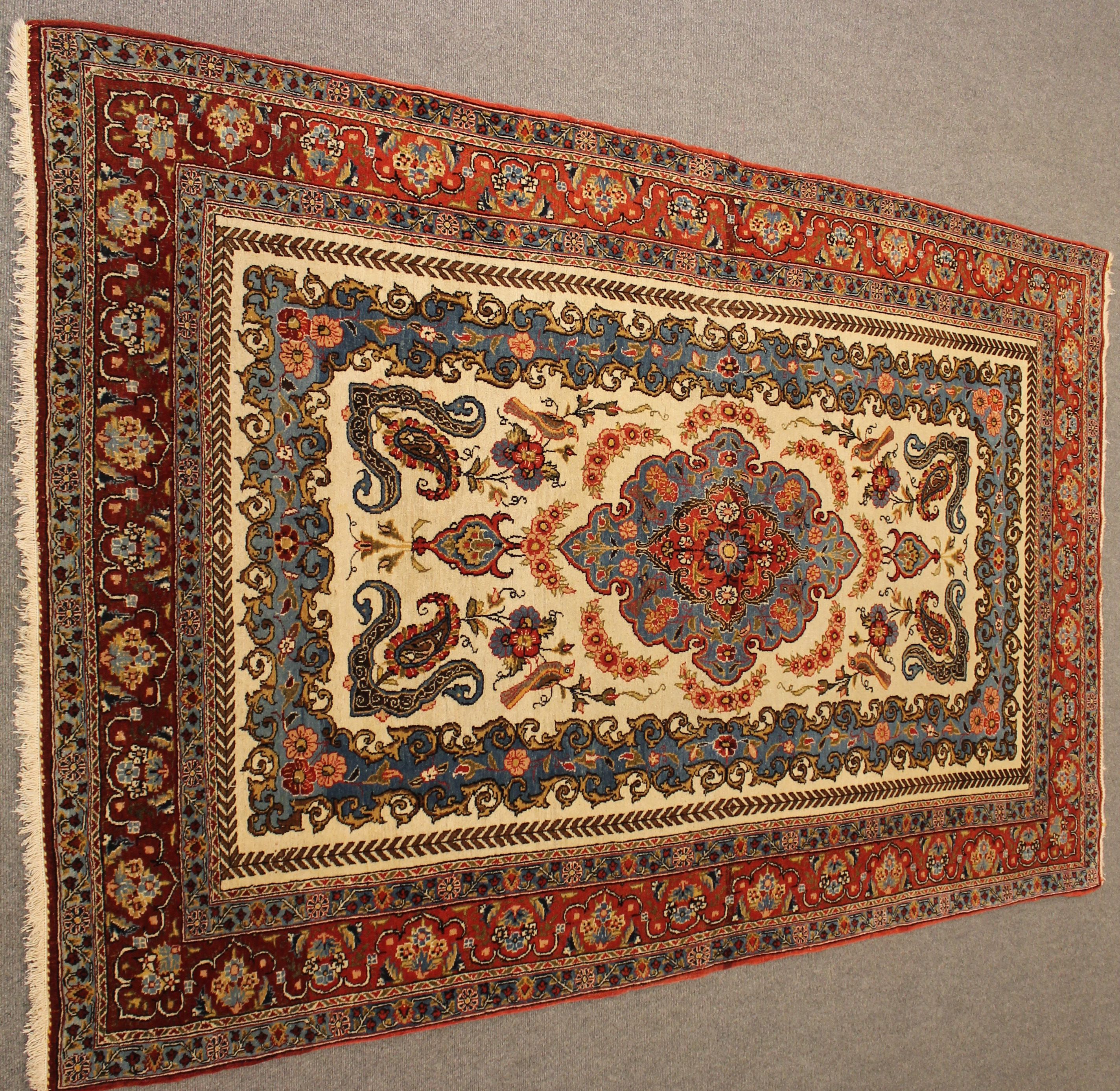 Qum rug