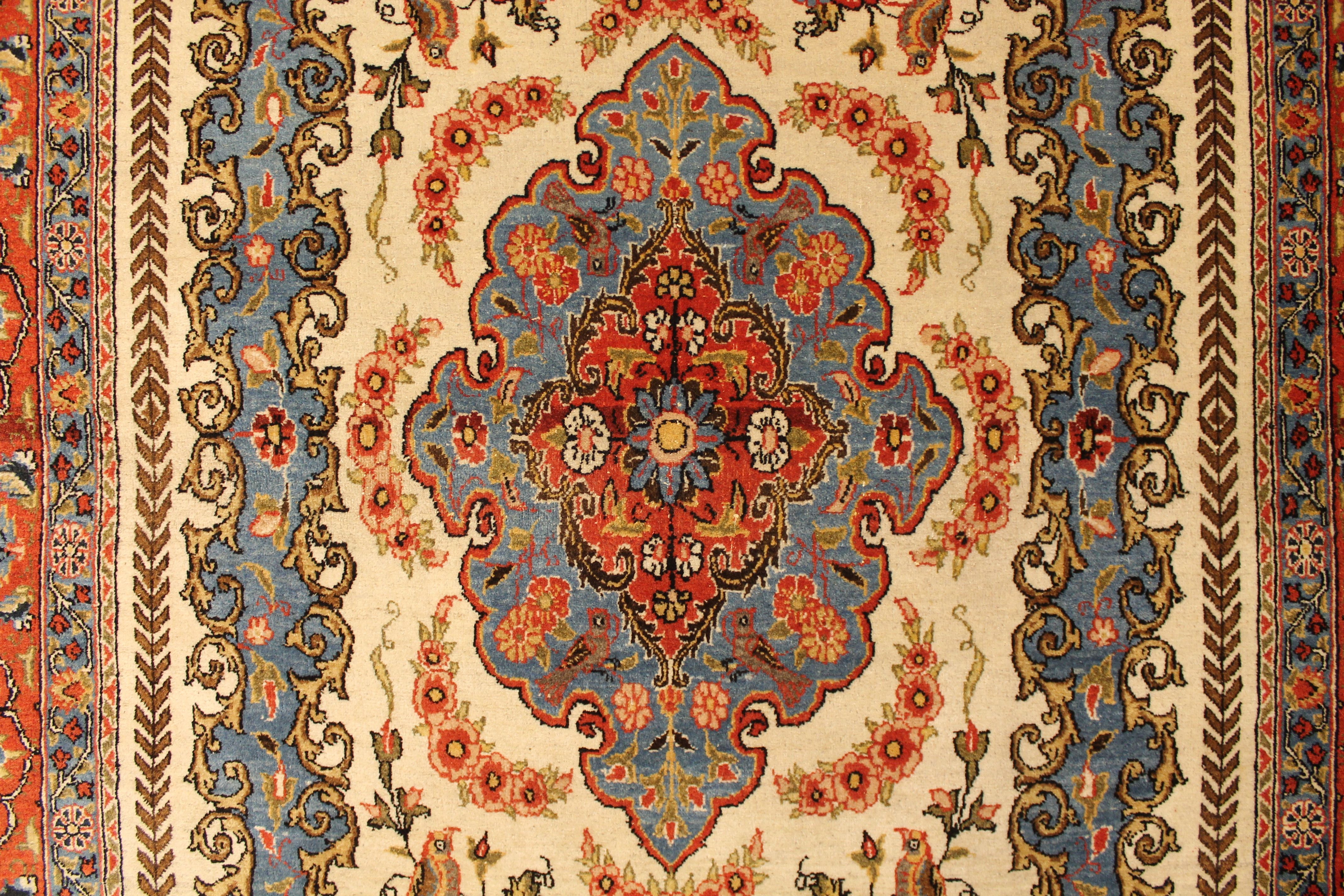 Qum rug