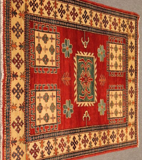 Sandok rug