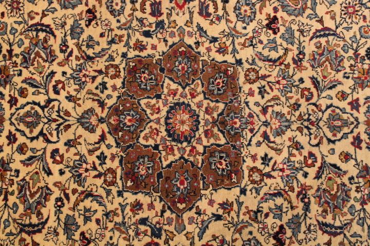 Kashan rug