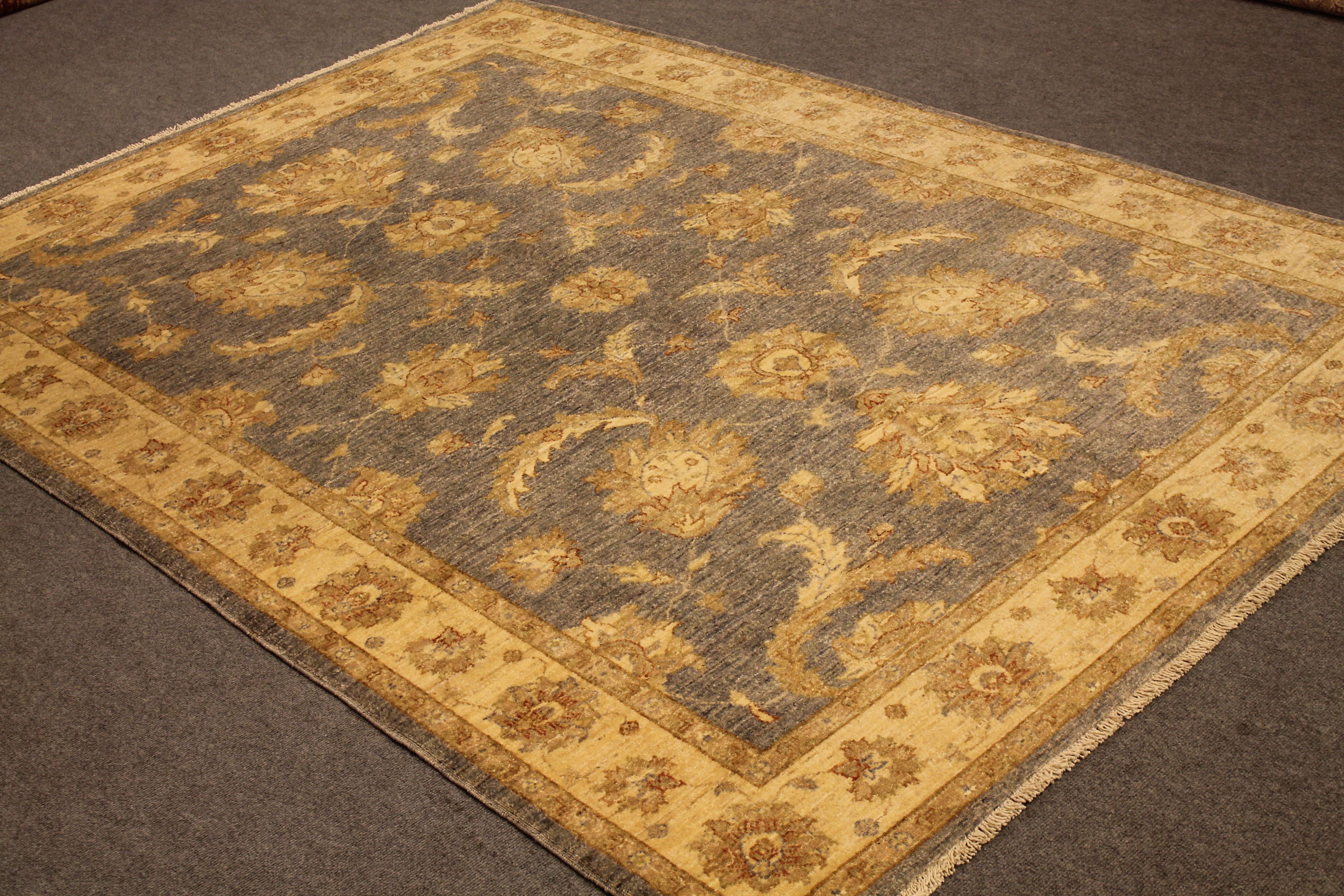 Floral wool rug