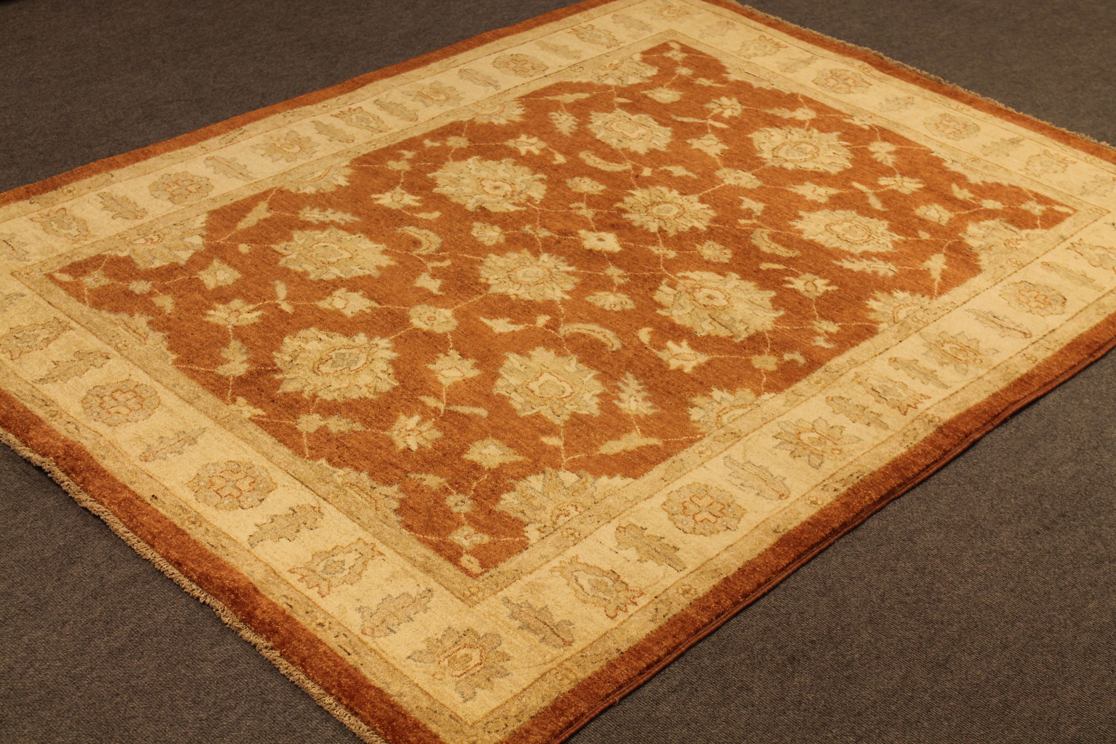 Floral wool rug