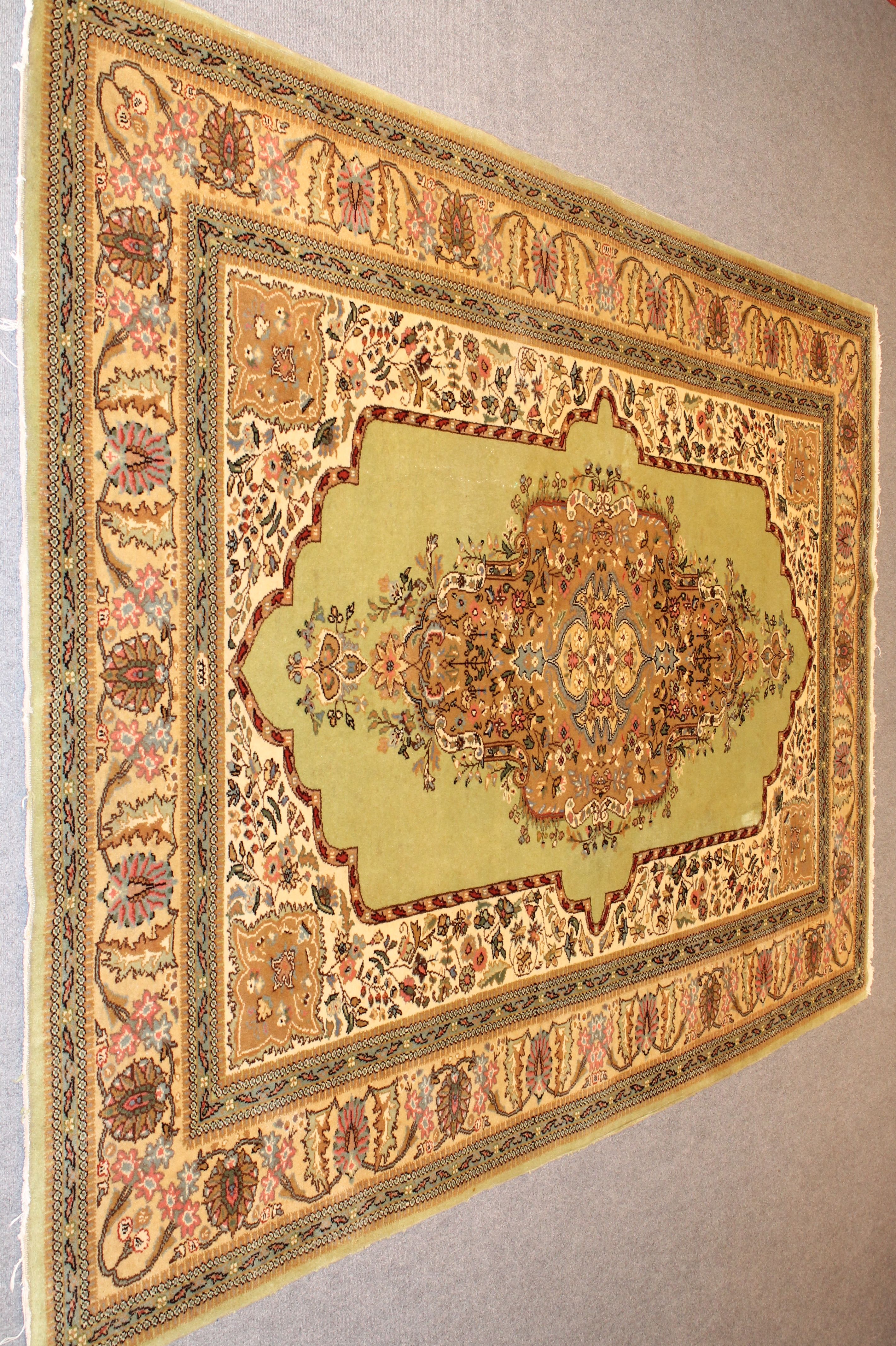 Bahra Rug