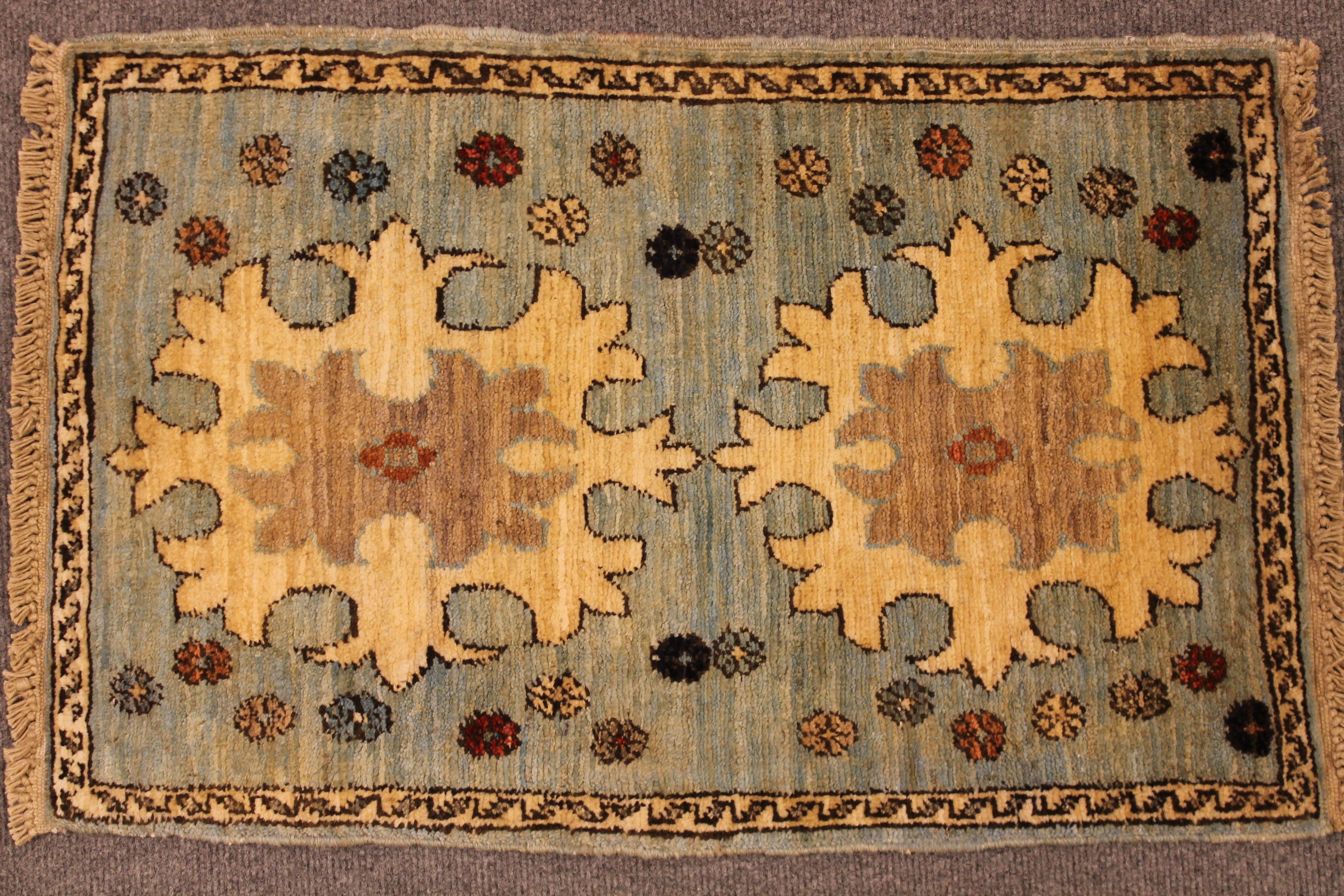 Wardahtan rug
