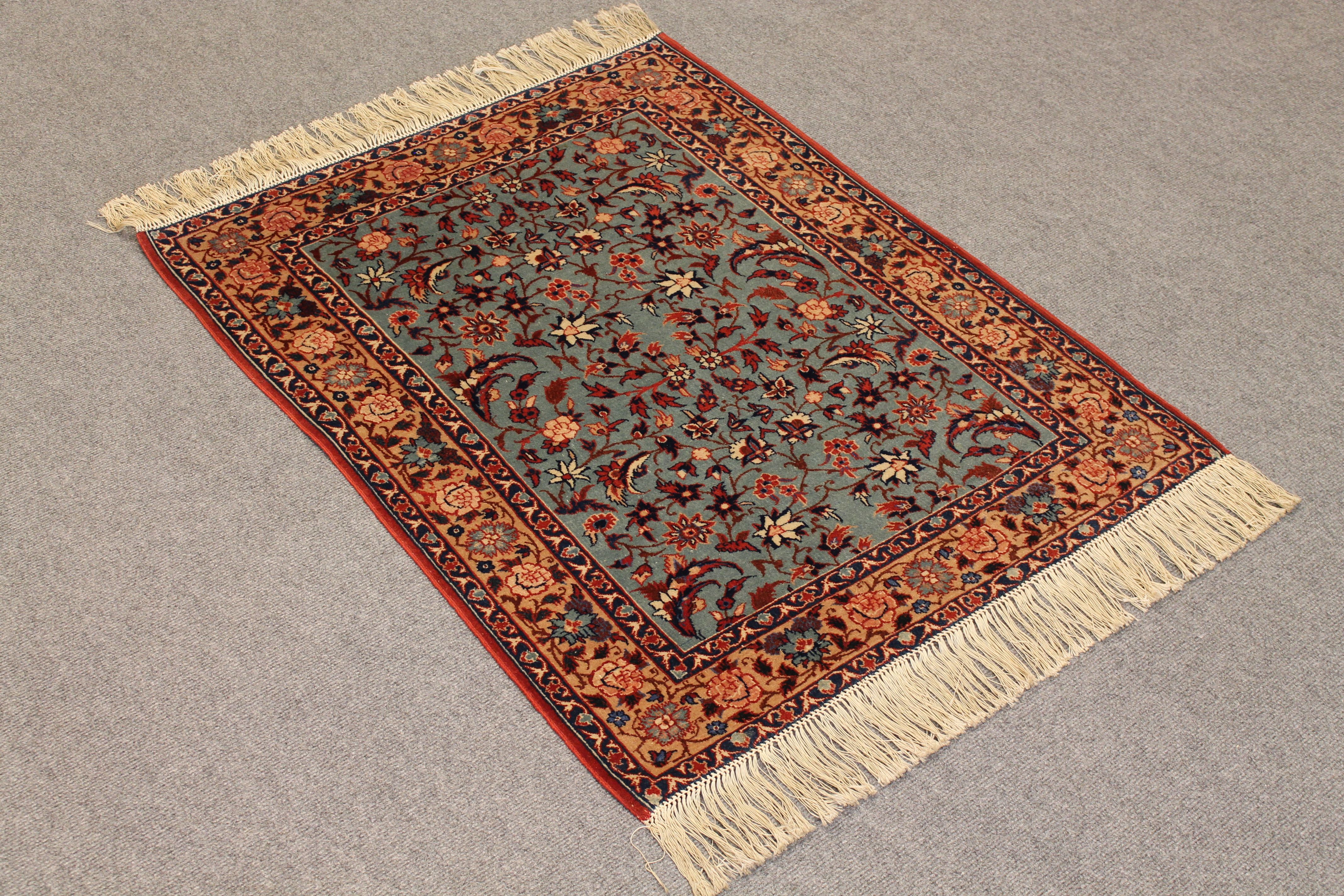 Isfahan rug