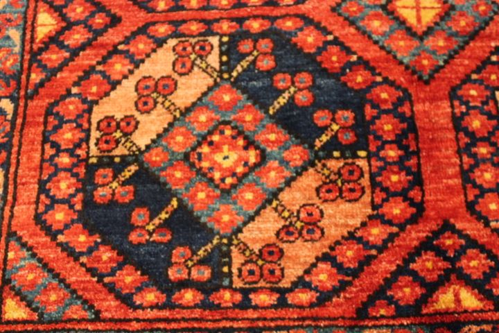 Erzari rug